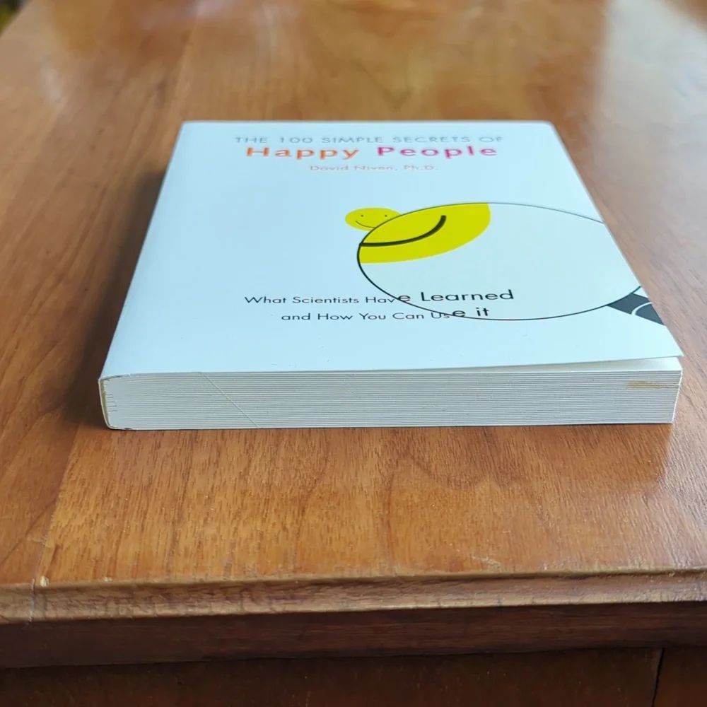 The 100 Simple Secrets of Happy People